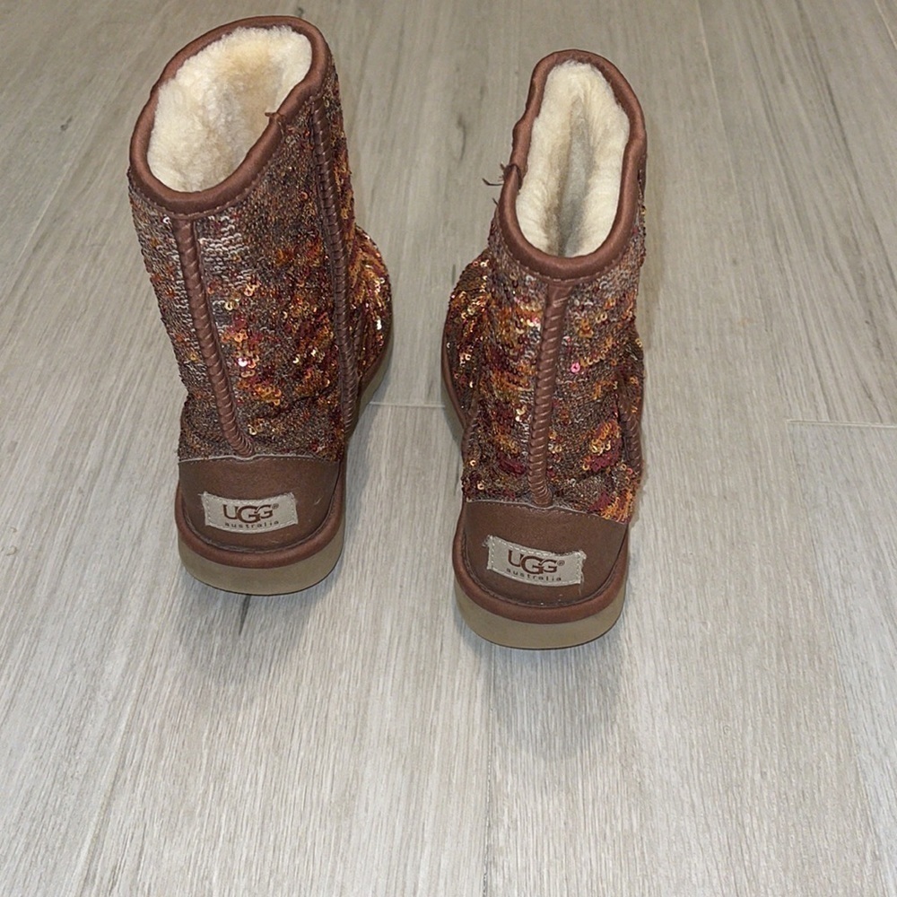 Sequin Uggs - Picture 4 of 6